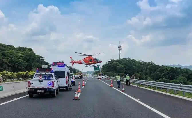 土默特左旗高速公路汽车救援案例